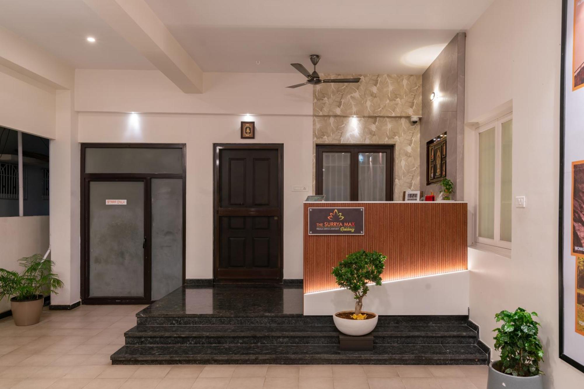 The Surrya Max Residency Bed & Breakfast Pollachi Exterior photo